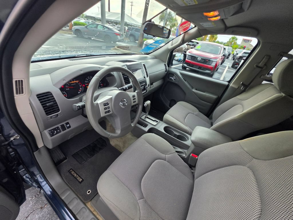 Used 2018 Nissan Frontier SV RWD image 14