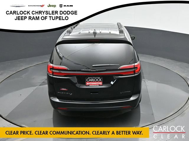 New 2026 Chrysler Pacifica Limited w/ Uconnect Theater Family Group image 37