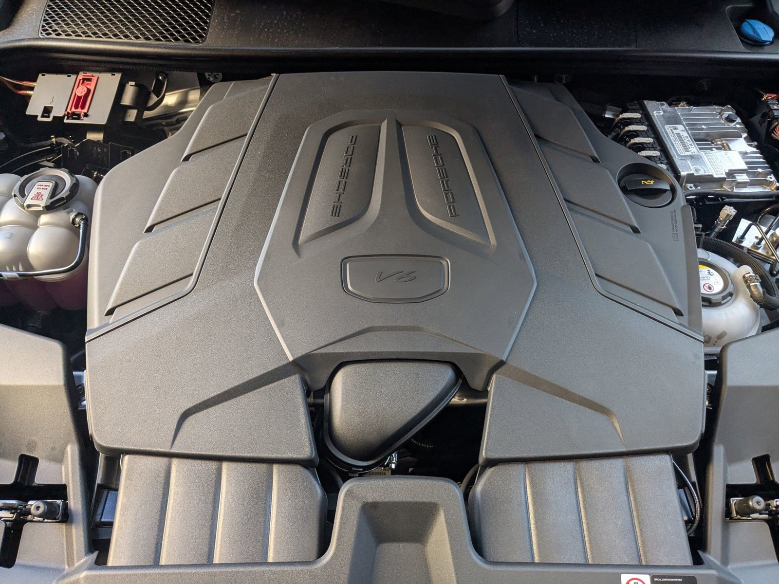 Used 2026 Porsche Cayenne S AWD/4WD image 28