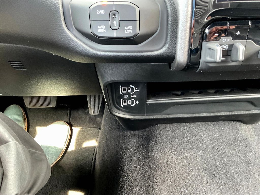 Used 2026 RAM 2500 Big Horn AWD/4WD image 19