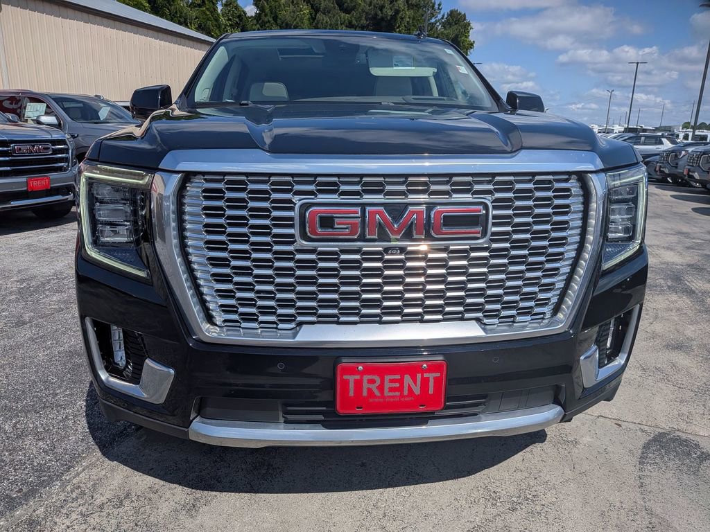 Certified 2023 GMC Yukon XL Denali AWD/4WD image 5