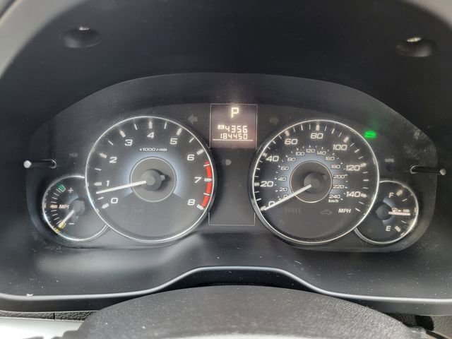 Used 2010 Subaru Legacy 2.5i Premium image 15