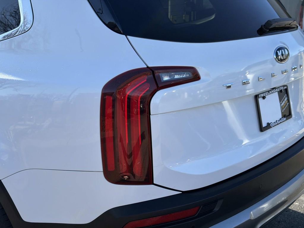 Used 2020 Kia Telluride EX image 11