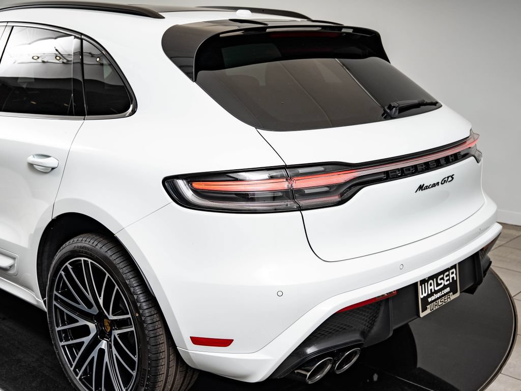 Certified 2026 Porsche Macan GTS AWD/4WD image 18