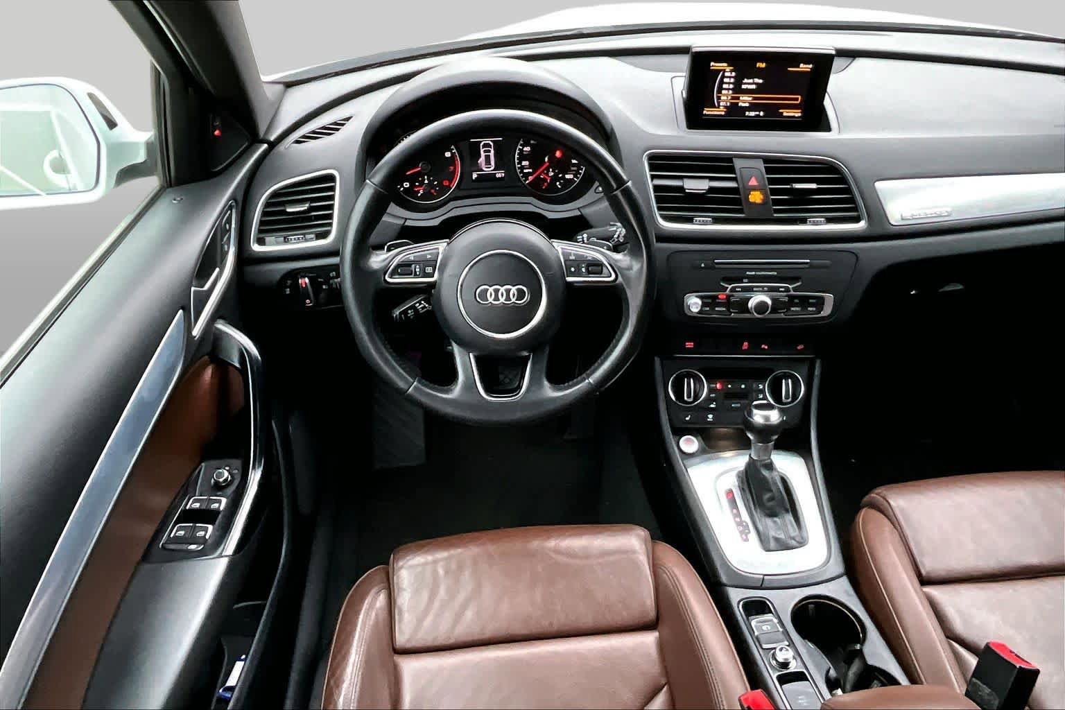 Used 2018 Audi Q3 2.0T Premium Plus w/ Premium Plus Package AWD/4WD image 6