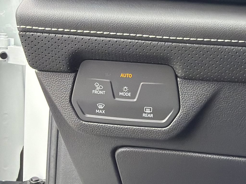 New 2026 Volkswagen Atlas Cross Sport SE AWD/4WD image 29