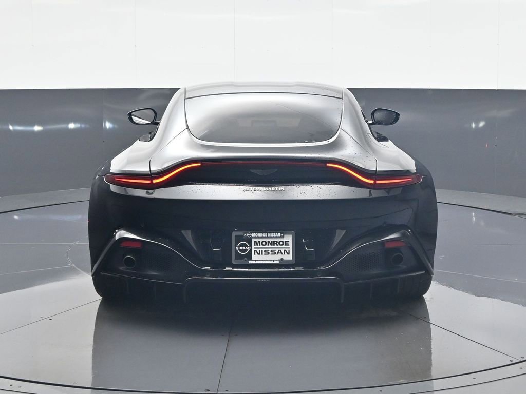 Used 2019 Aston Martin V8 Vantage Coupe image 7