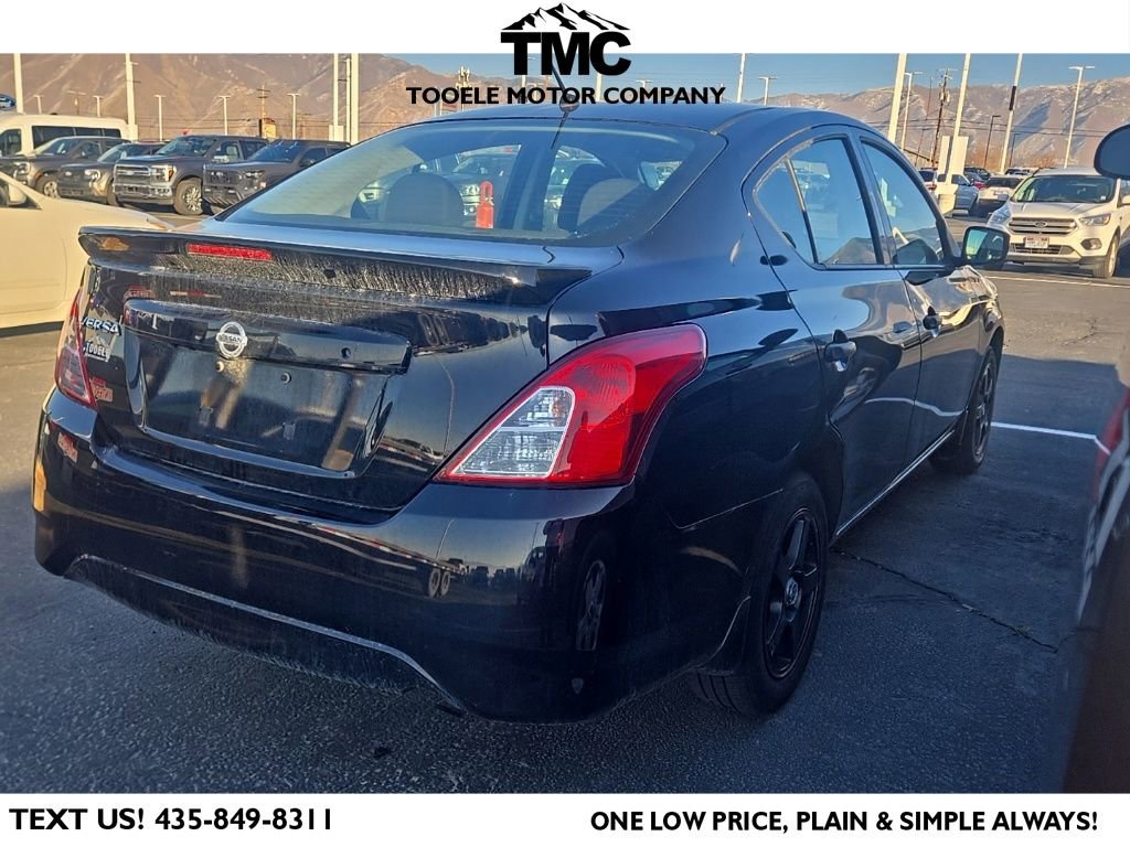Used 2019 Nissan Versa S Plus image 2
