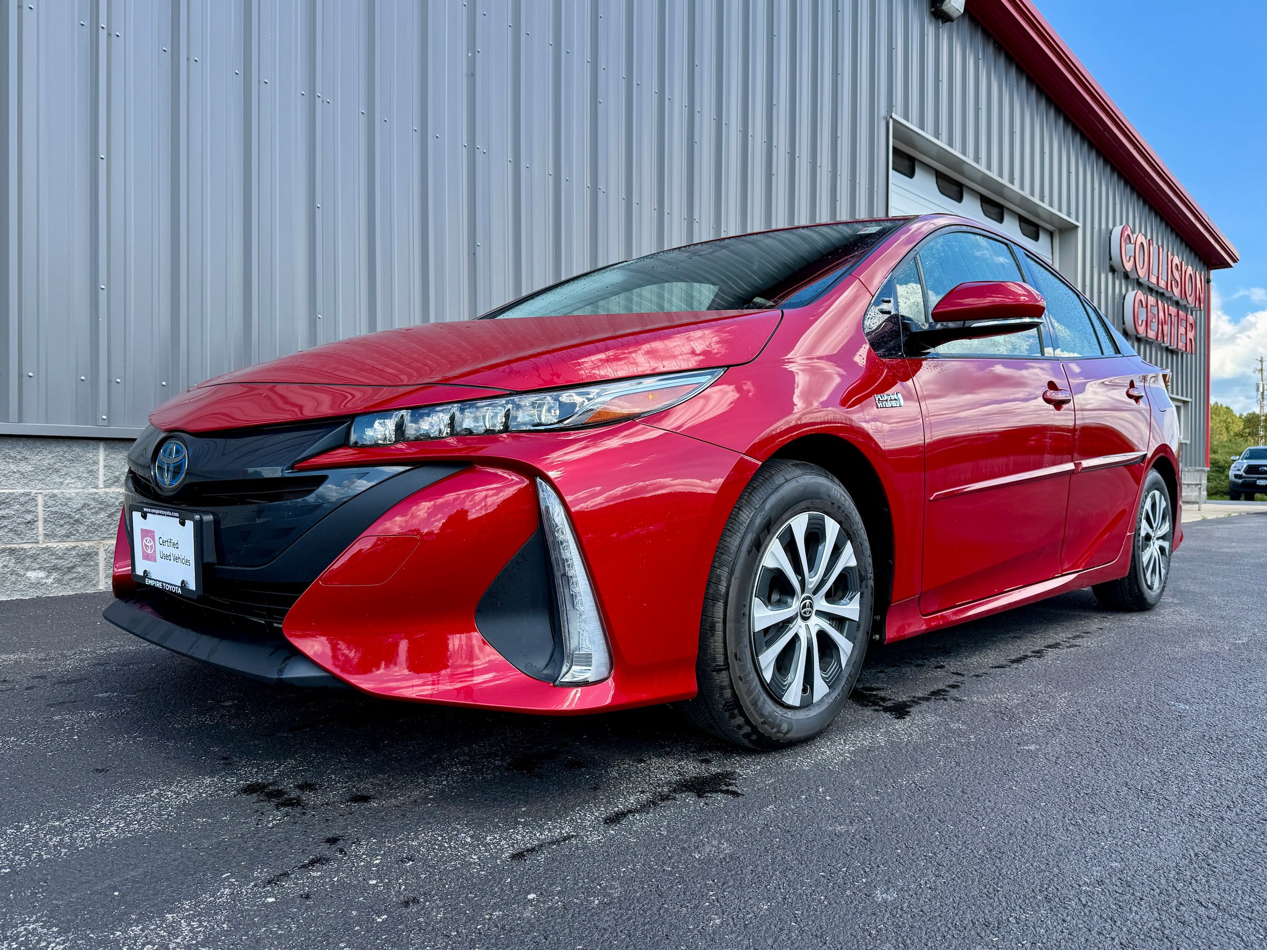Certified 2020 Toyota Prius Prime LE w/ Carpet Mat Package FWD image 10