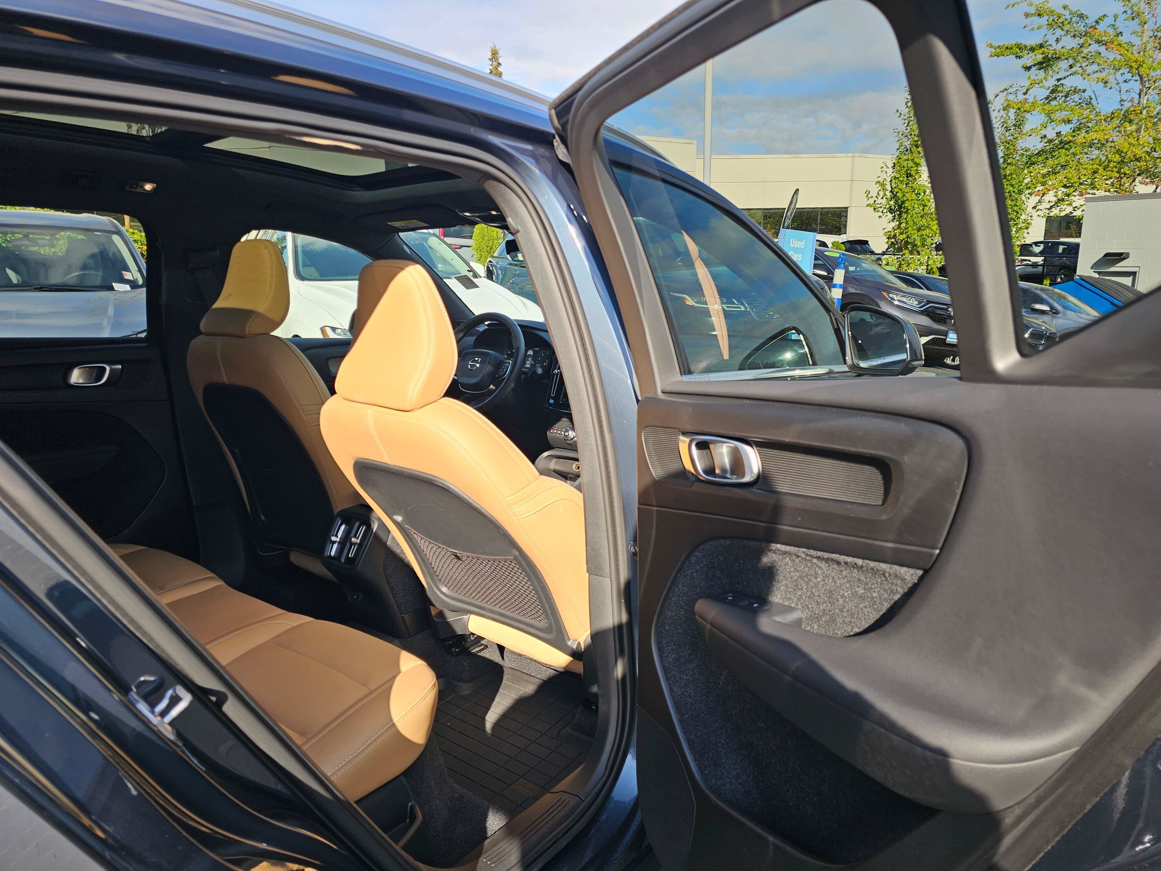 Used 2019 Volvo XC40 T5 Inscription AWD/4WD image 15