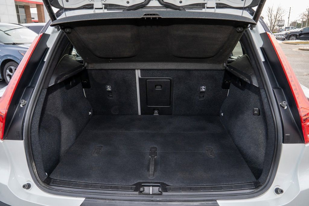 Used 2023 Volvo XC40 Recharge Ultimate image 20