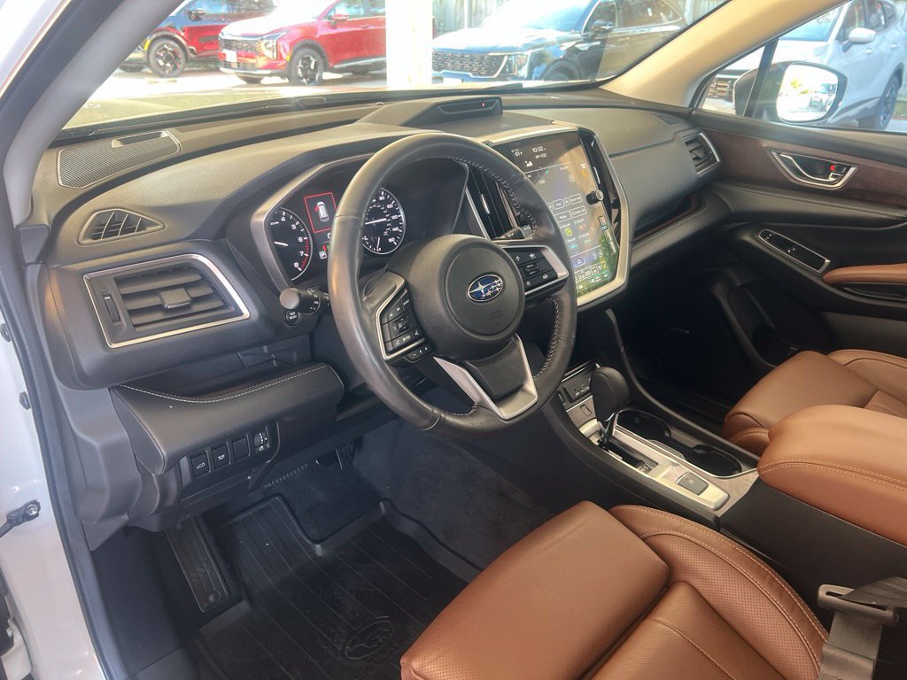 Used 2024 Subaru Ascent Touring AWD/4WD image 6
