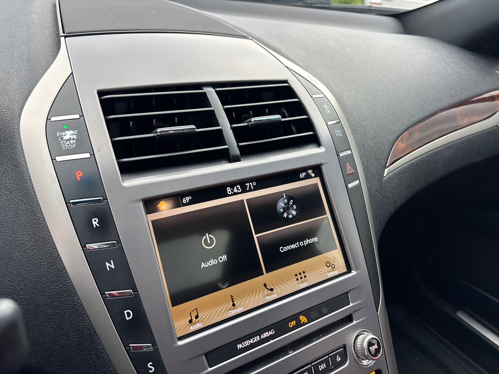 Used 2017 Lincoln MKZ Select FWD image 19
