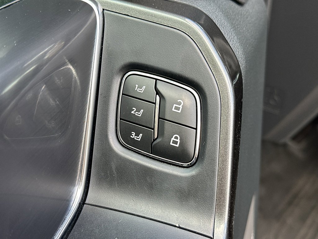 Used 2021 Ford F150 Lariat w/ Equipment Group 502A High image 15