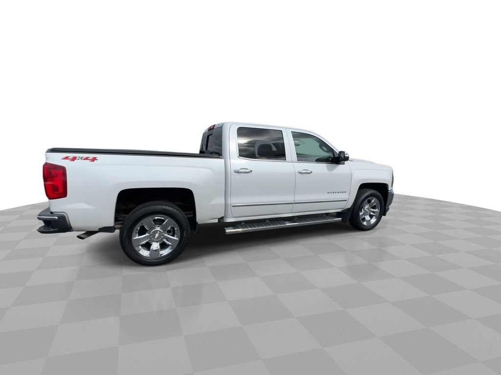Used 2018 Chevrolet Silverado 1500 LTZ w/ Sport Package AWD/4WD image 8
