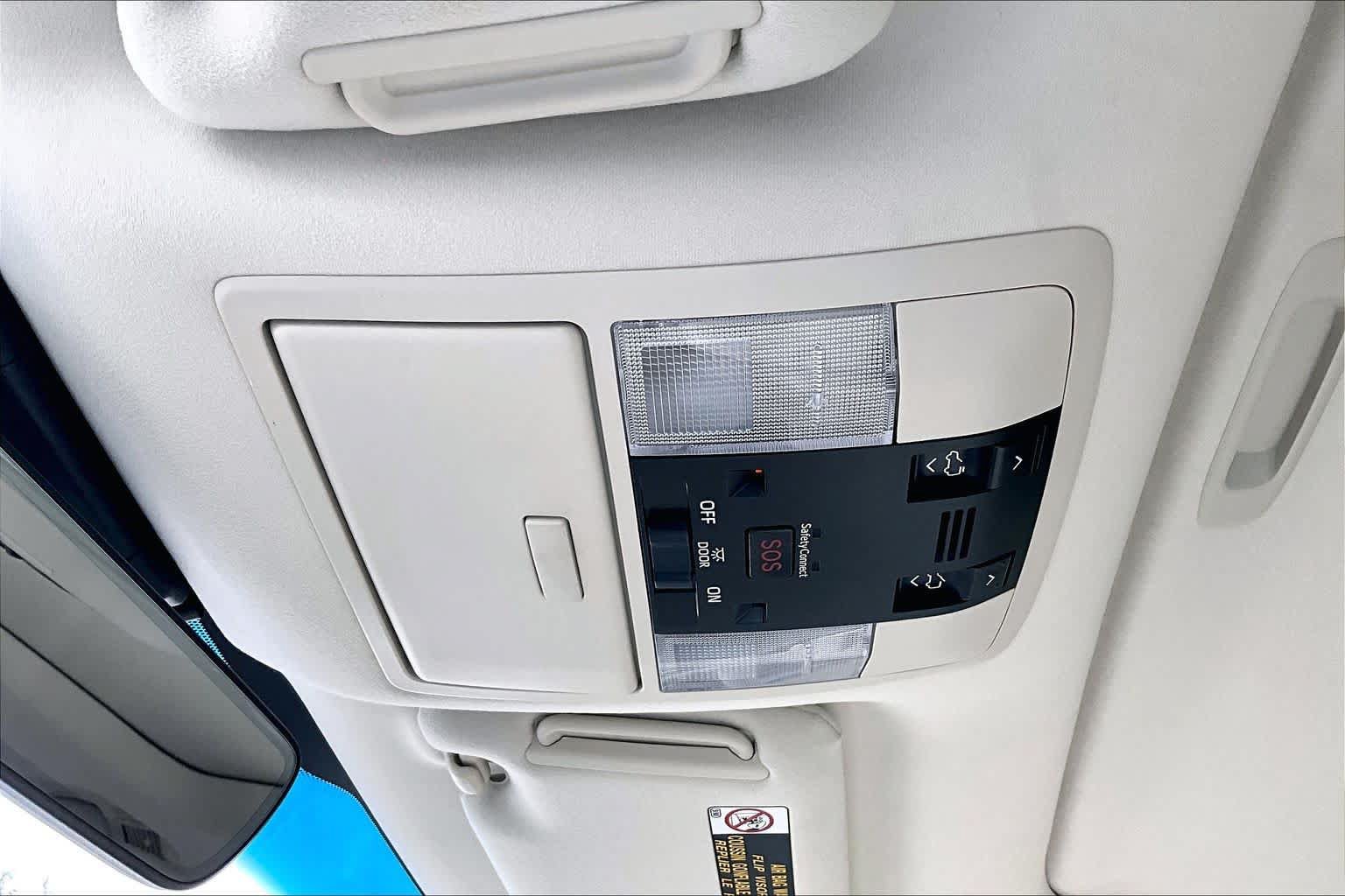 Used 2020 Lexus GX 460 Premium w/ Premium Package AWD/4WD image 32