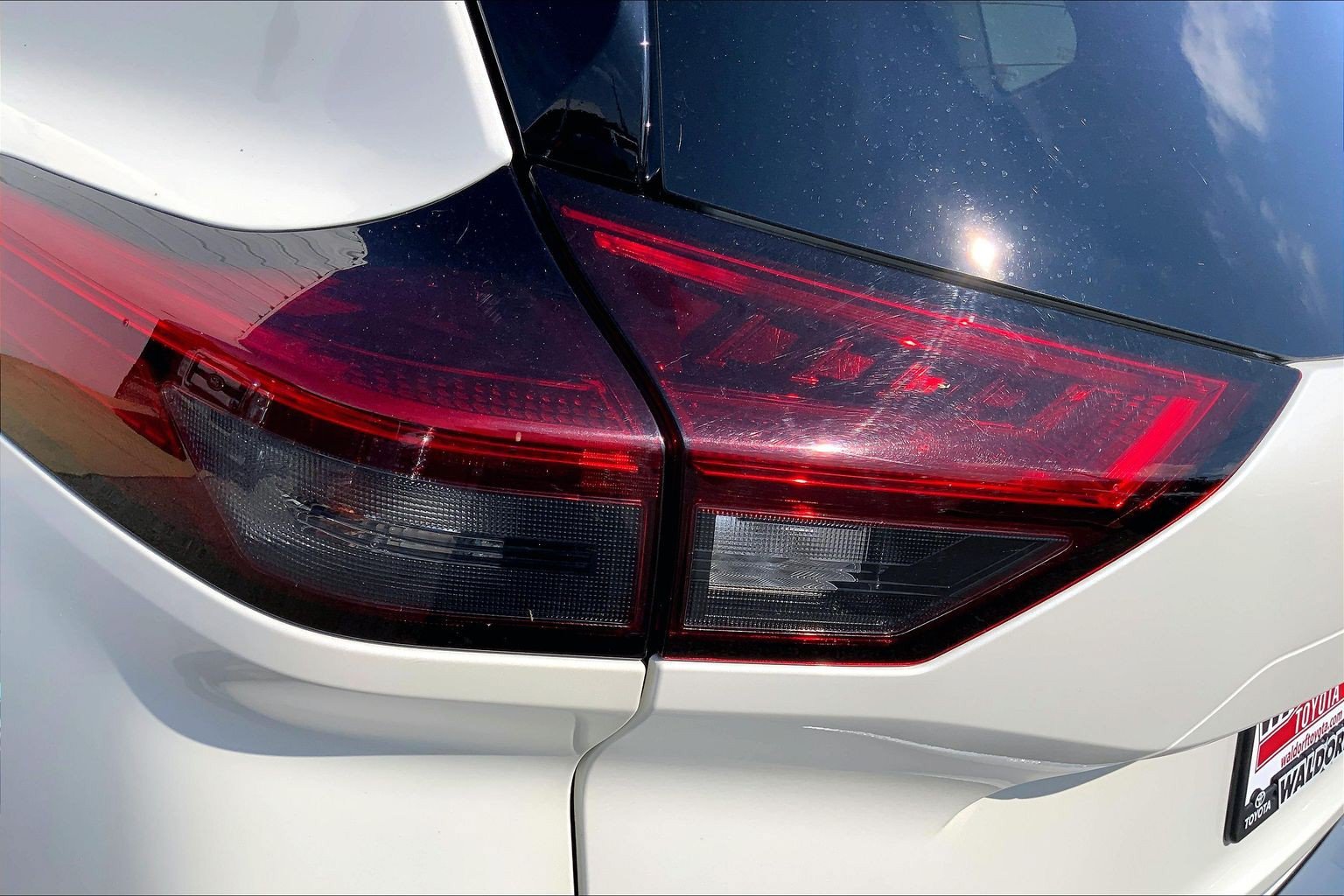 Used 2021 Nissan Rogue SL AWD/4WD image 34