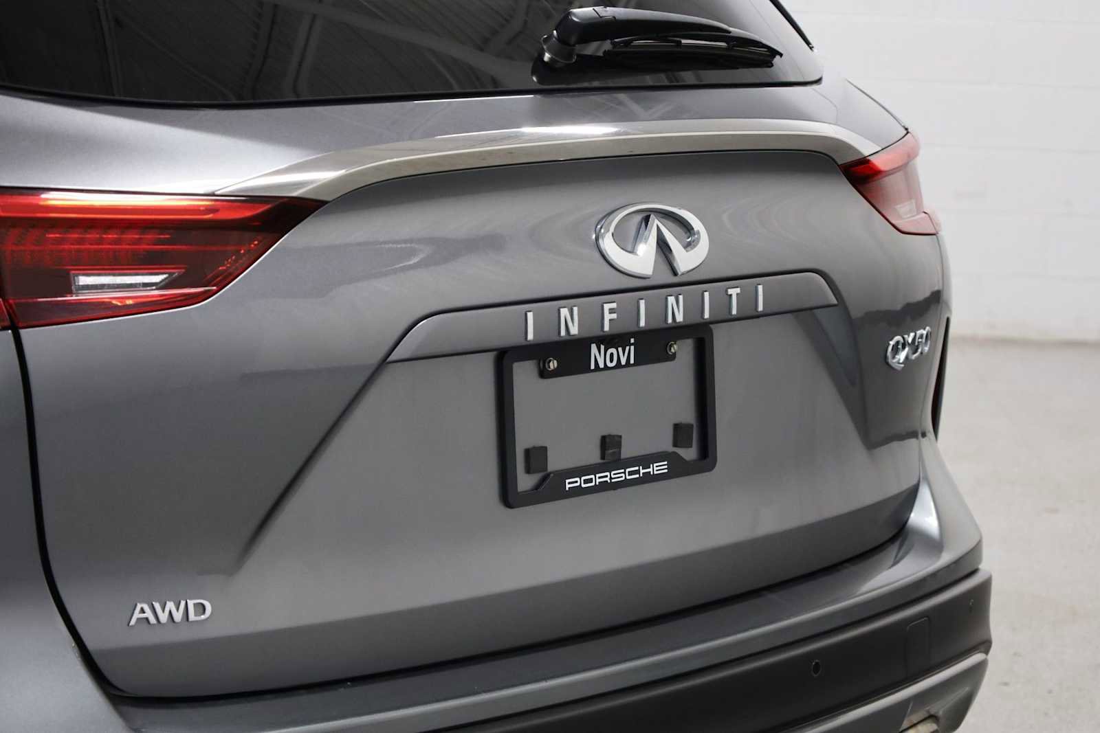 Used 2021 INFINITI QX50 Luxe w/ Appearance Package image 8