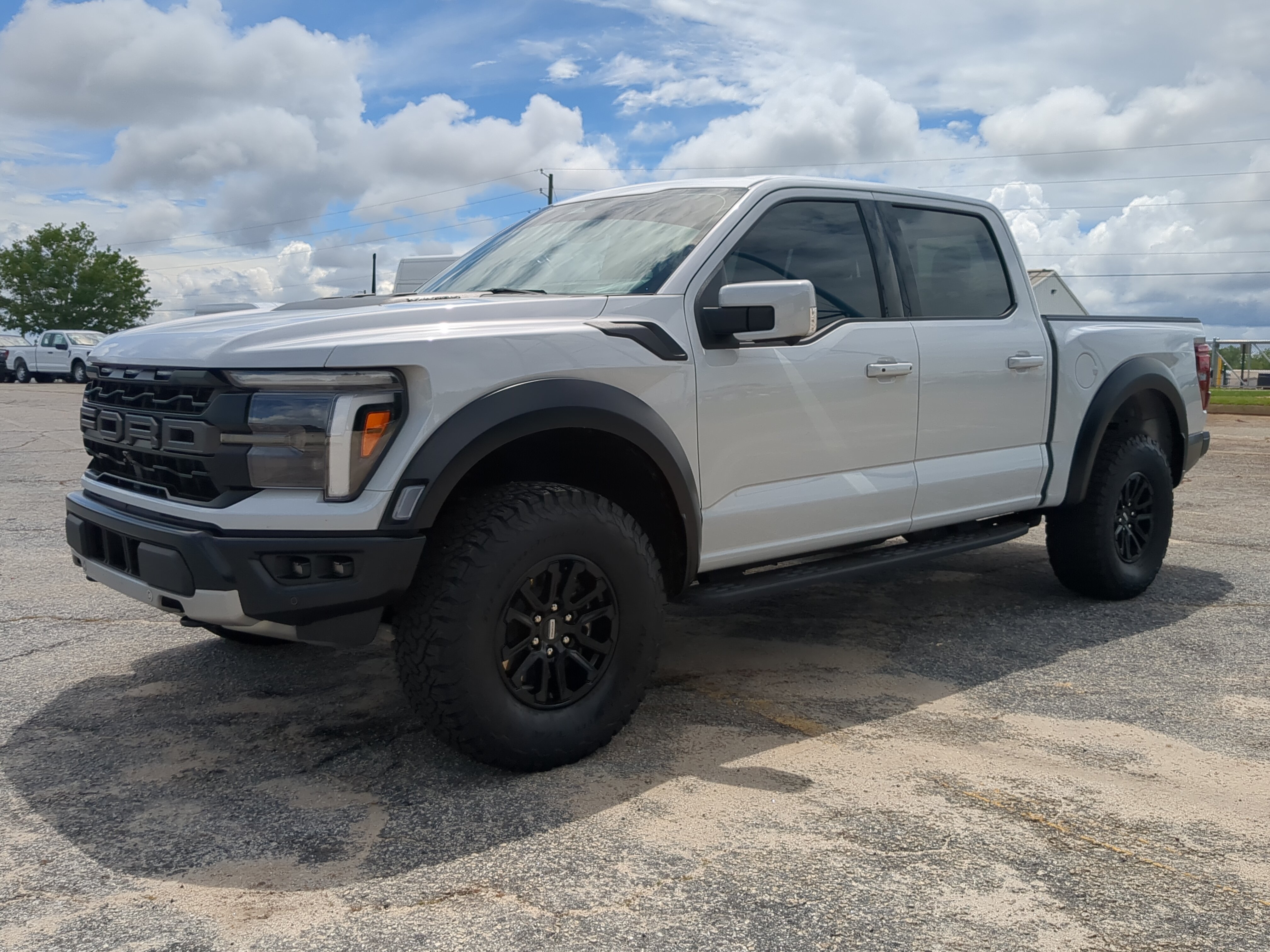 Certified 2025 Ford F150 Raptor AWD/4WD image 6