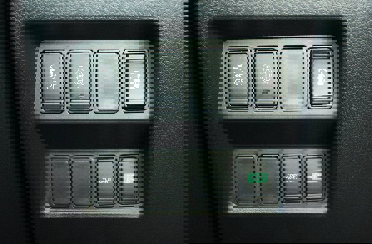 Used 2019 Nissan Rogue S image 41