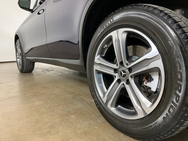 Used 2019 Mercedes-Benz GLC 300 4MATIC image 15