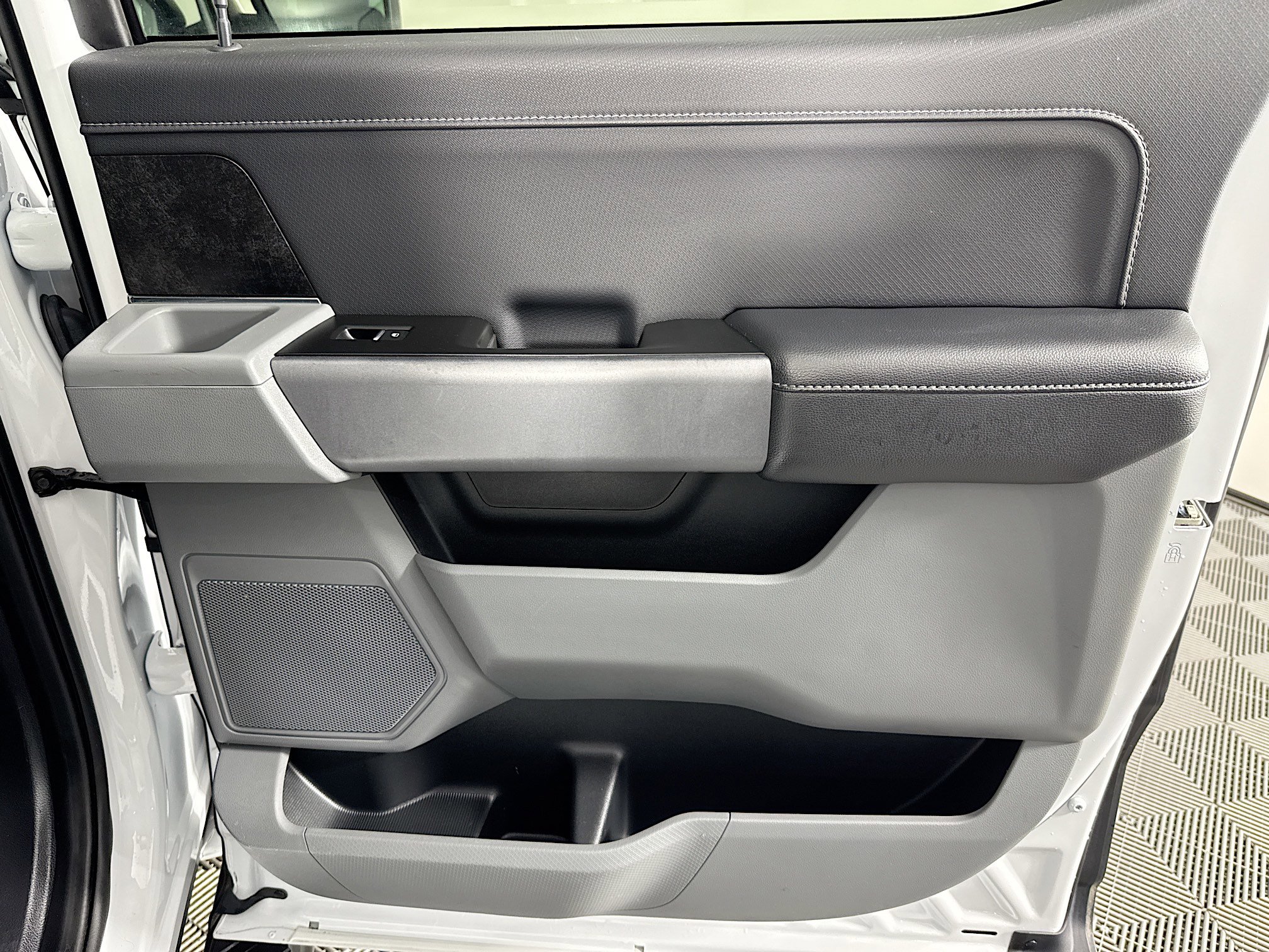 Used 2023 Ford F150 XLT w/ Equipment Group 301A Mid image 25