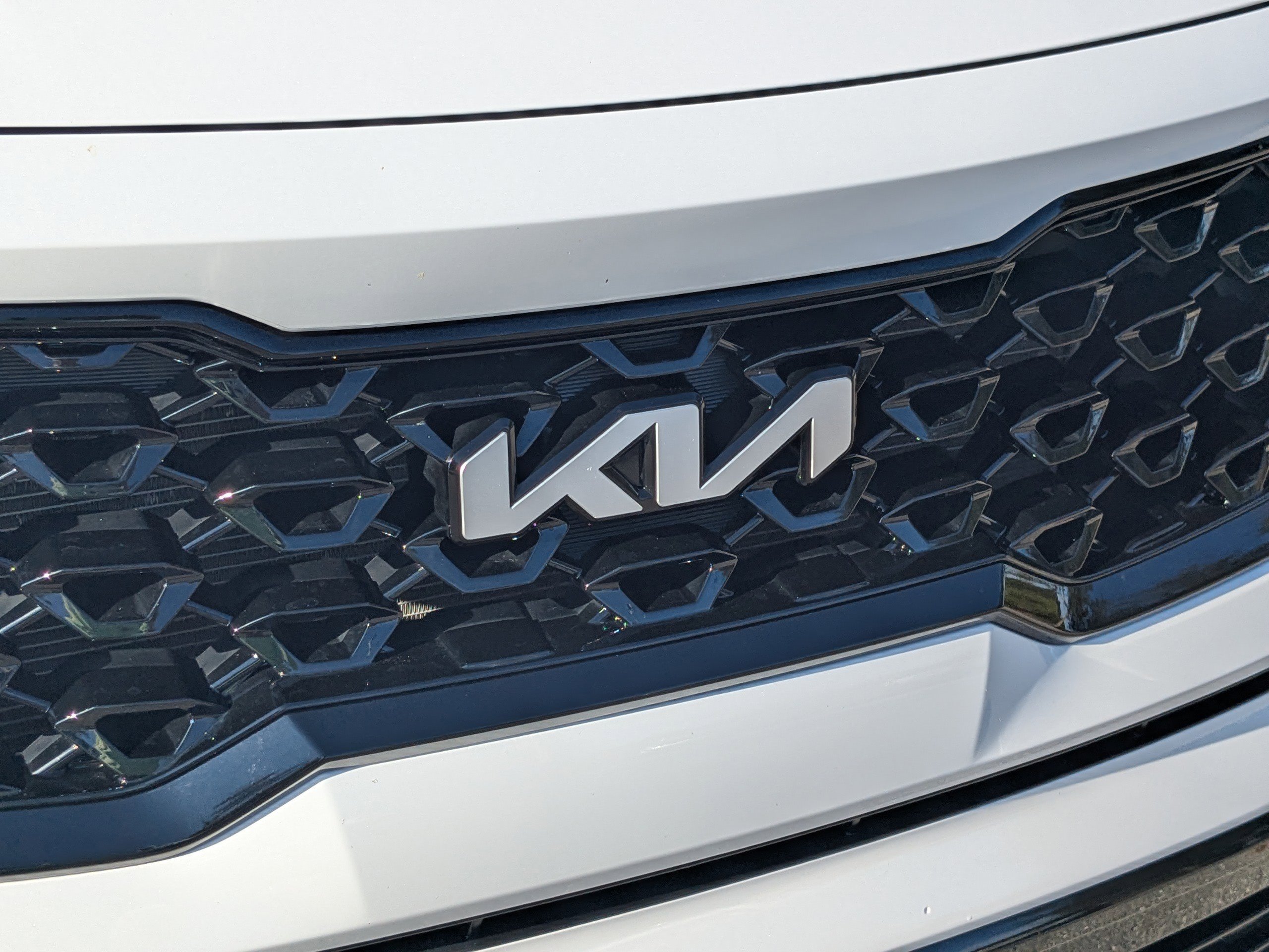 Used 2023 Kia Sorento S image 11