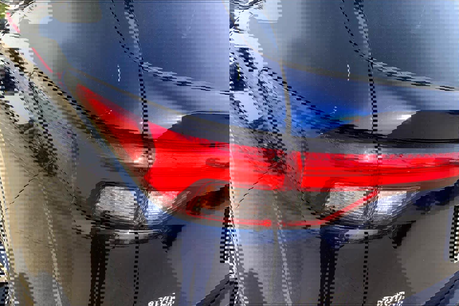 Used 2022 Mitsubishi Outlander SE image 27