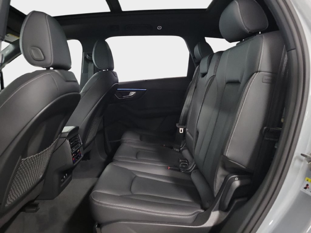 New 2026 Audi Q7 2.0T Premium Plus AWD/4WD image 8