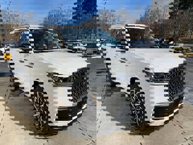 New 2026 Lincoln Navigator Reserve image 15