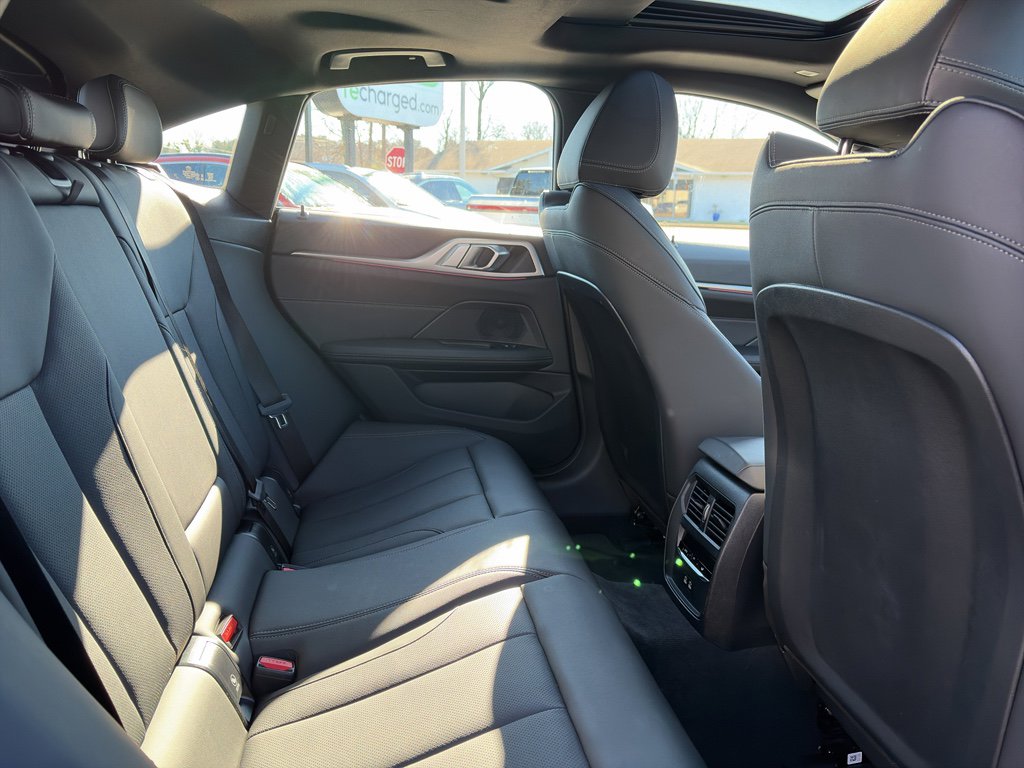 Used 2025 BMW i4 xDrive40i image 22