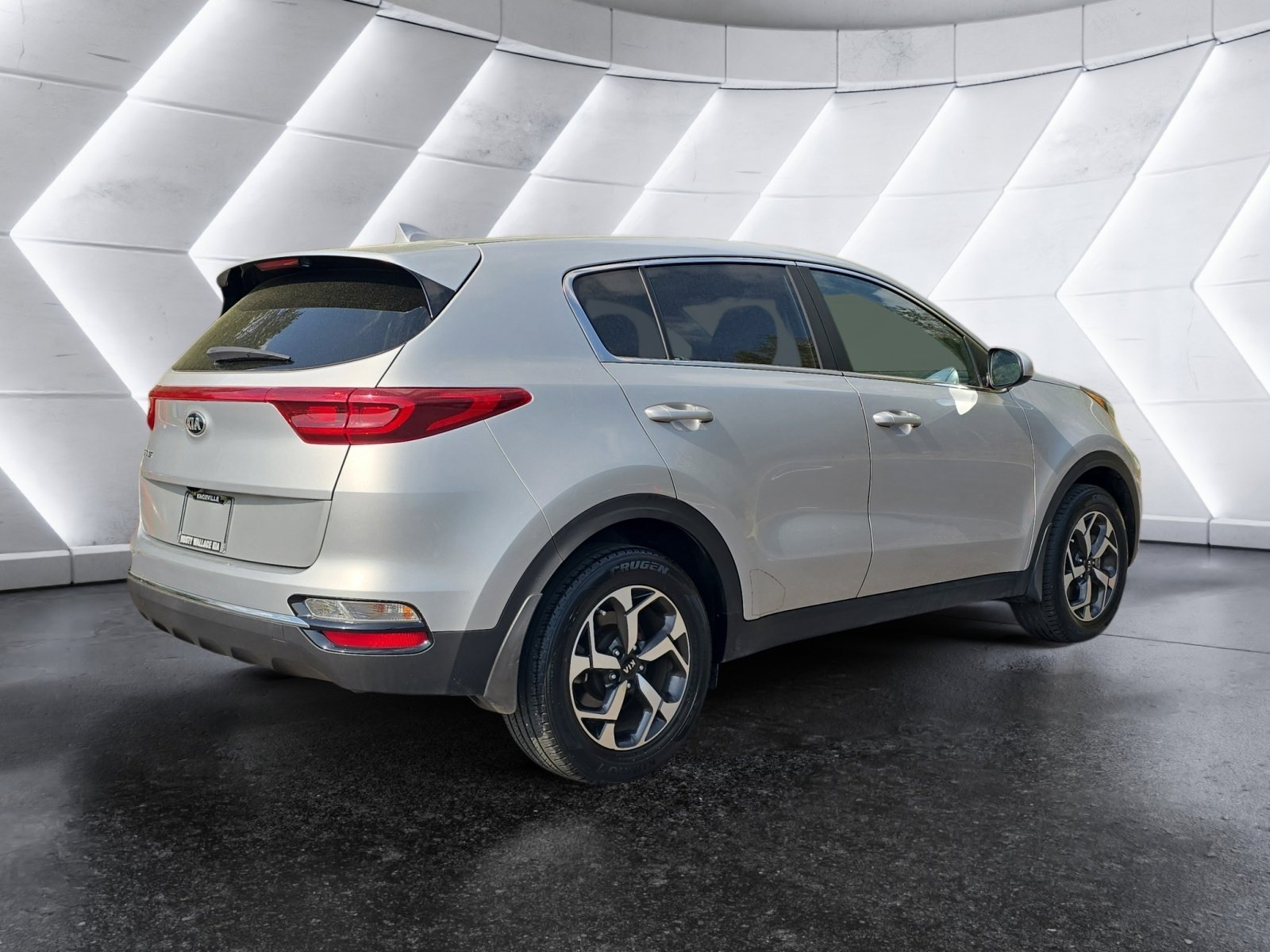 Used 2021 Kia Sportage LX image 5