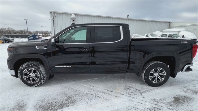 New 2026 GMC Sierra 1500 SLE image 37