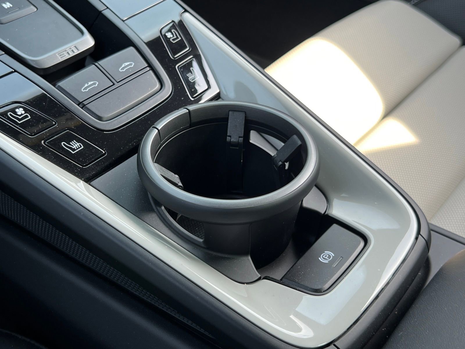 Certified 2024 Porsche 911 Targa 4 GTS image 26