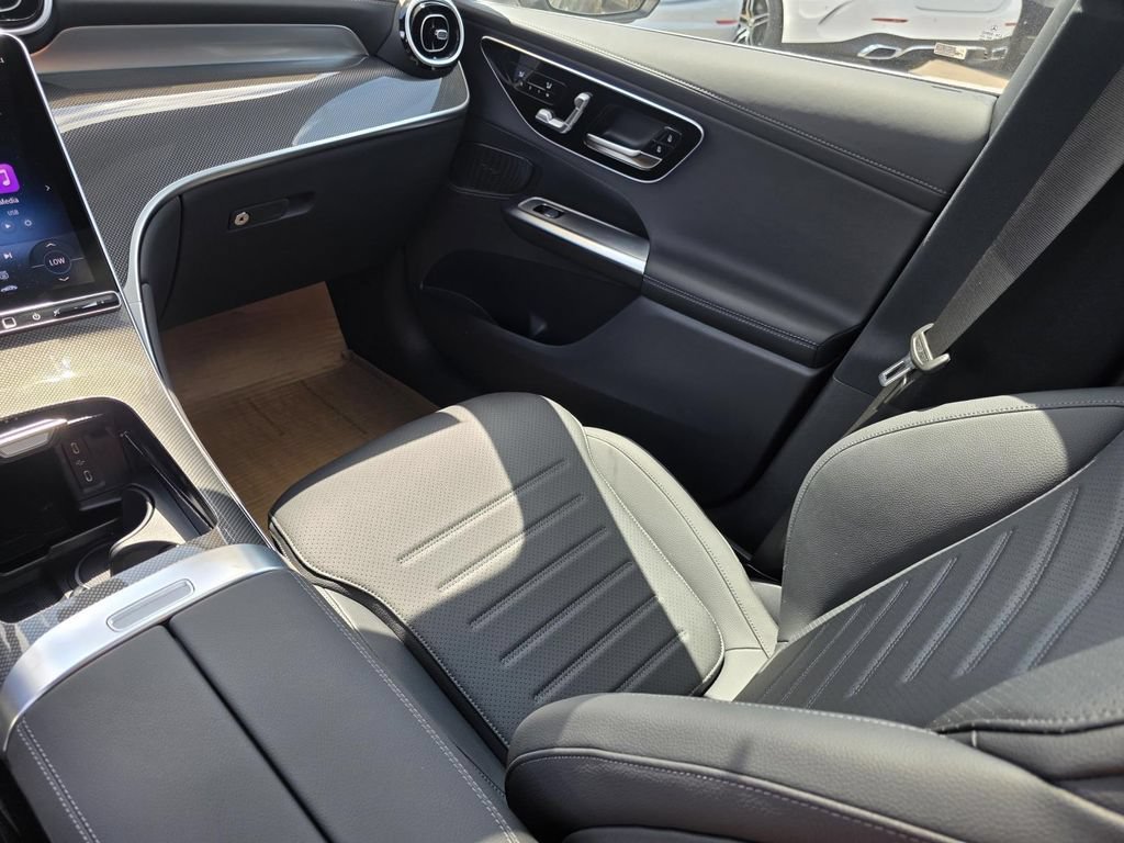 New 2026 Mercedes-Benz GLC 300 image 27