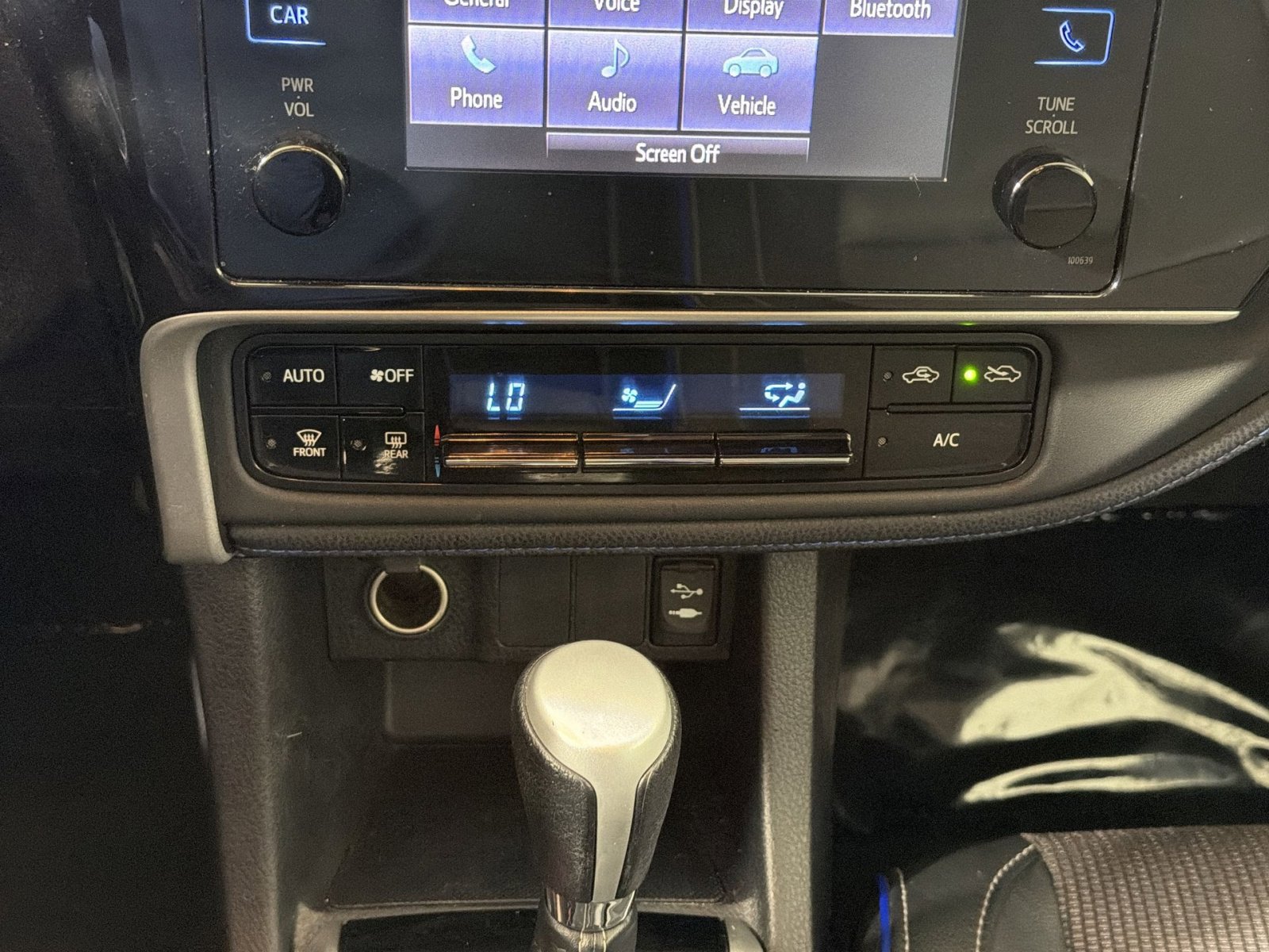 Used 2019 Toyota Corolla SE w/ Carpet Mat Package (TMS) image 20