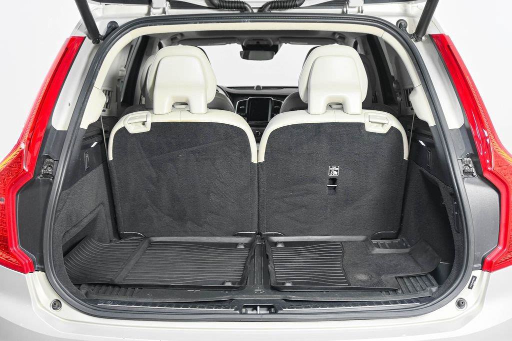 Used 2021 Volvo XC90 T6 Inscription w/ Lounge Package AWD/4WD image 31