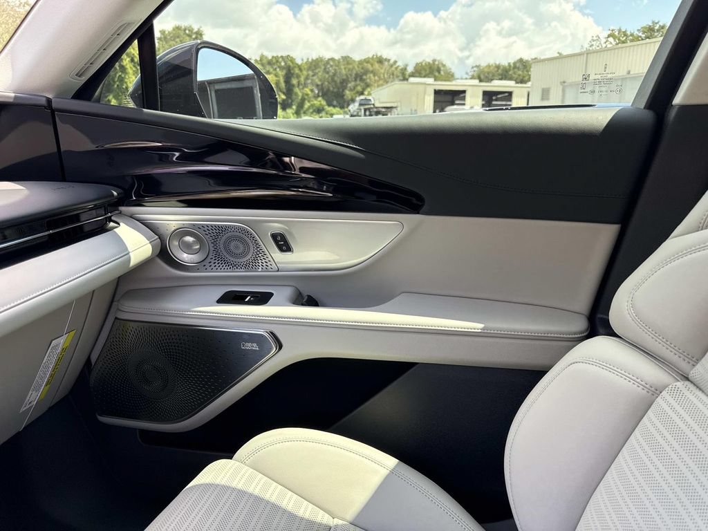 New 2026 Lincoln Nautilus Reserve AWD/4WD image 22