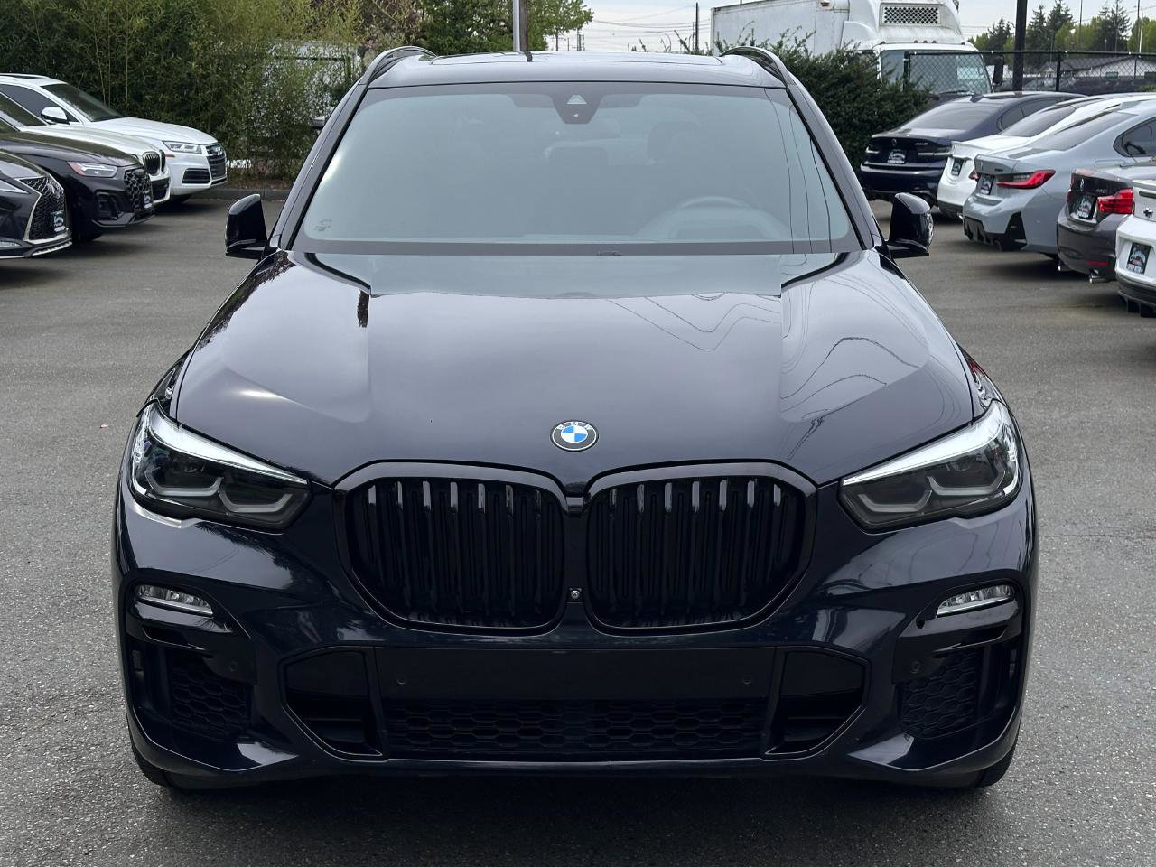 Used 2019 BMW X5 xDrive40i w/ M Sport Package AWD/4WD image 29