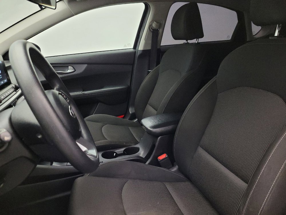 Used 2021 Kia Forte LXS FWD image 17