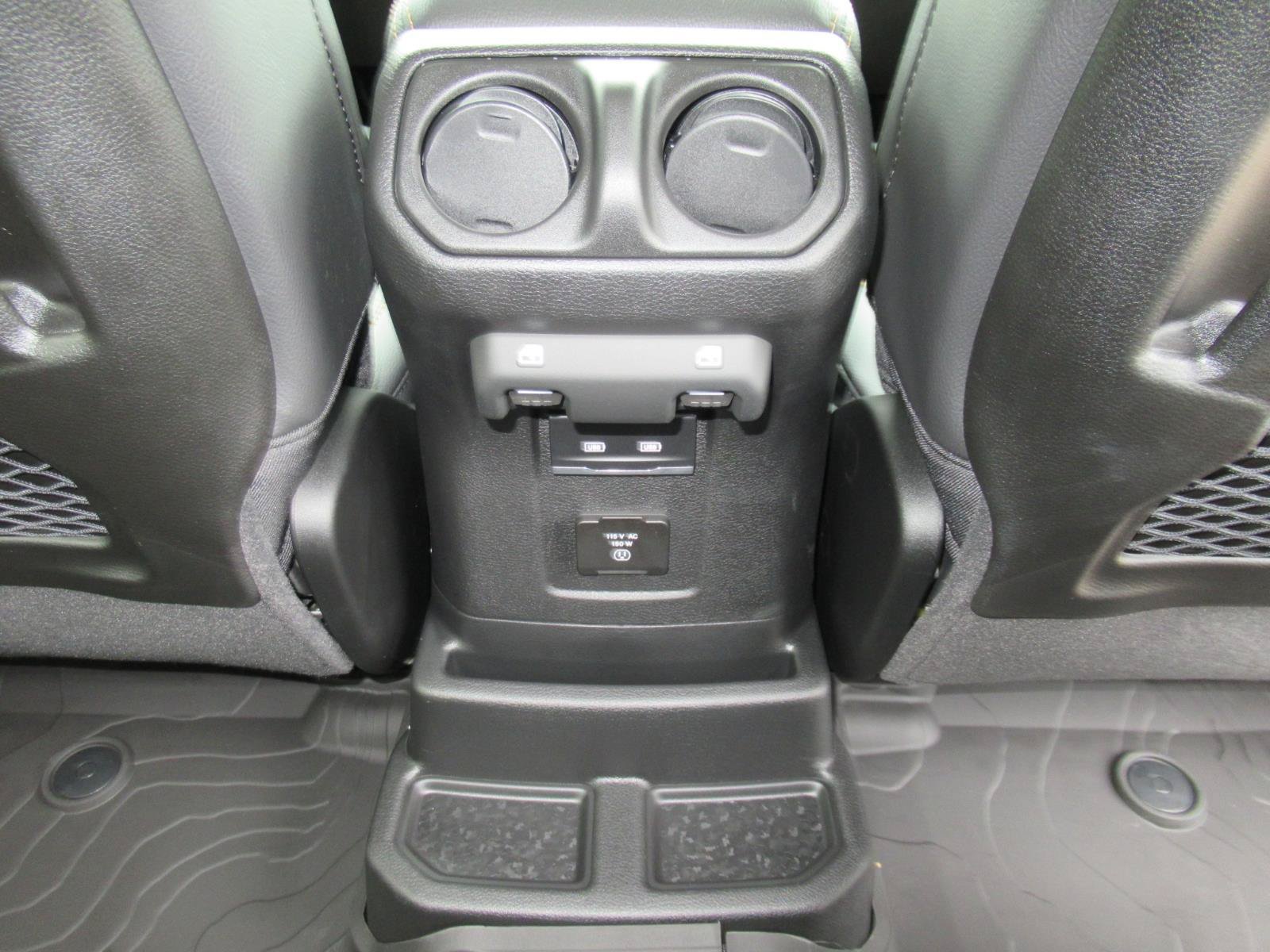 New 2026 Jeep Wrangler Unlimited Sahara AWD/4WD image 33