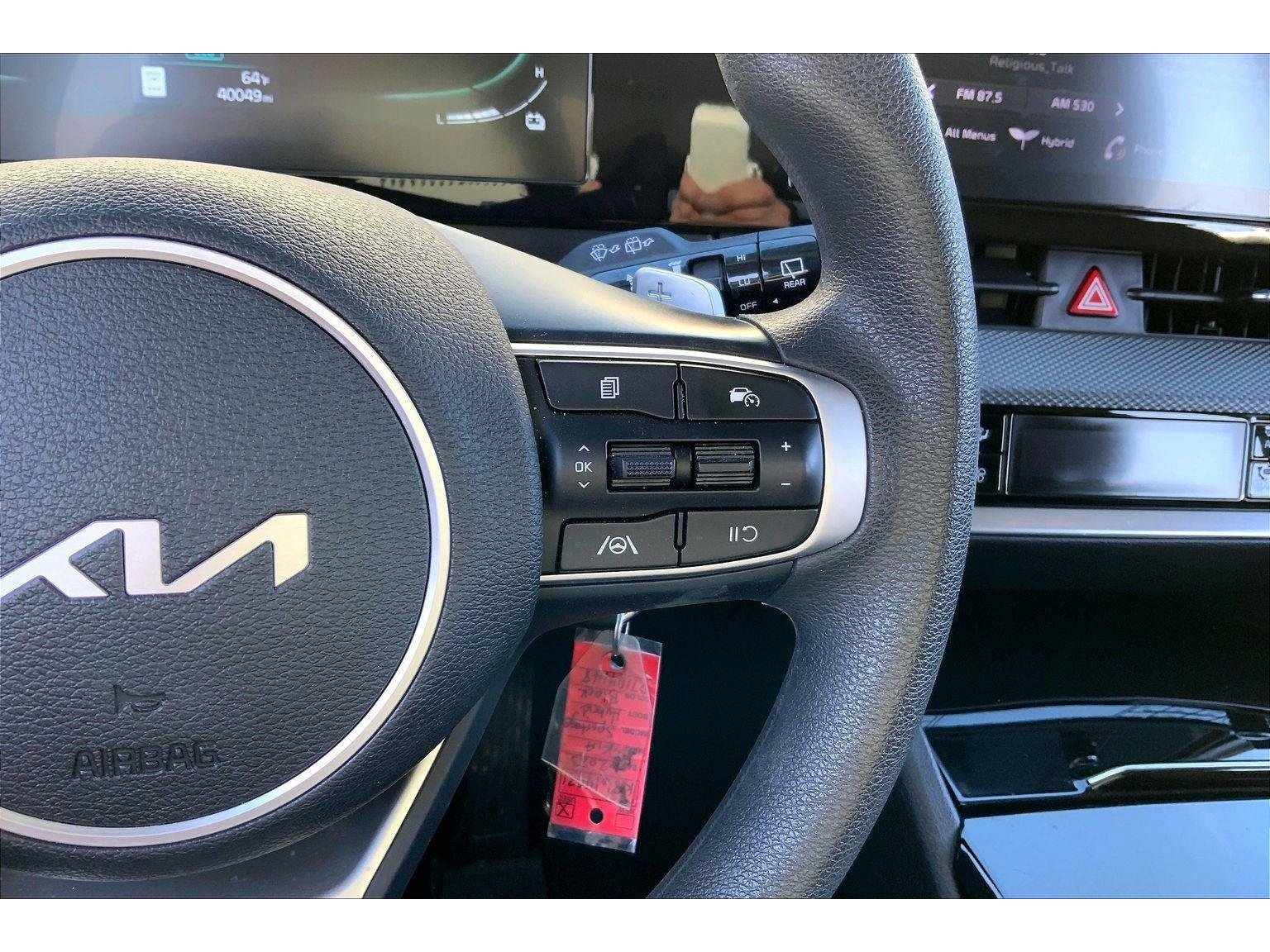 Used 2023 Kia Sportage LX image 16