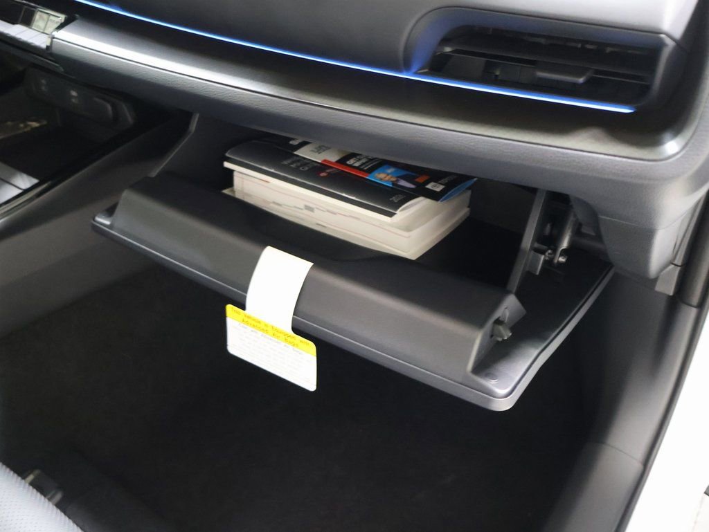 New 2026 Toyota Prius Plug-In Hybrid image 25