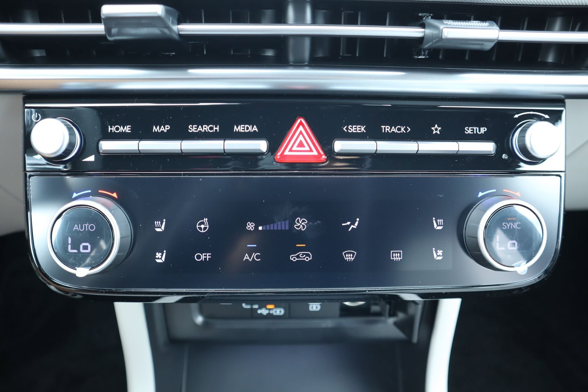 New 2026 Hyundai Tucson Limited image 15