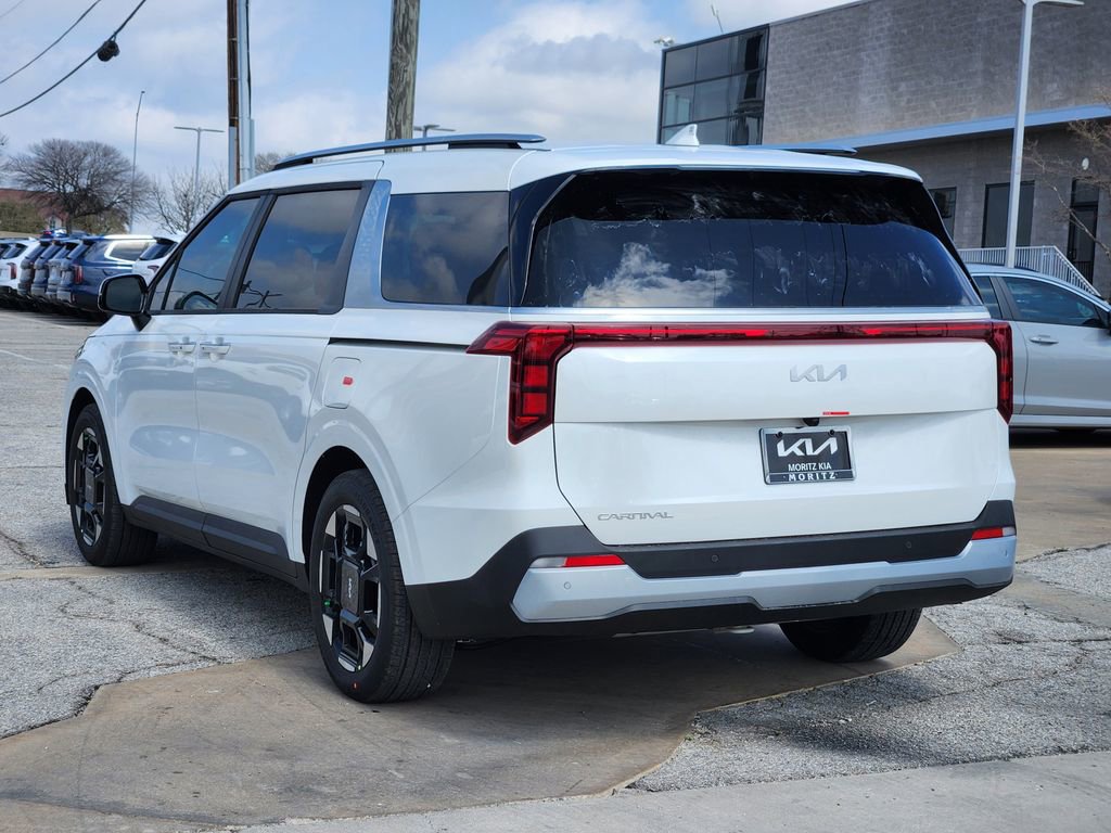New 2026 Kia Carnival EX image 3