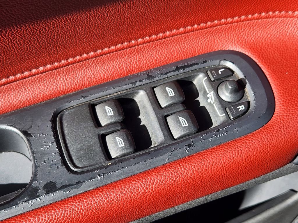 Used 2012 Volvo C70 T5 image 14