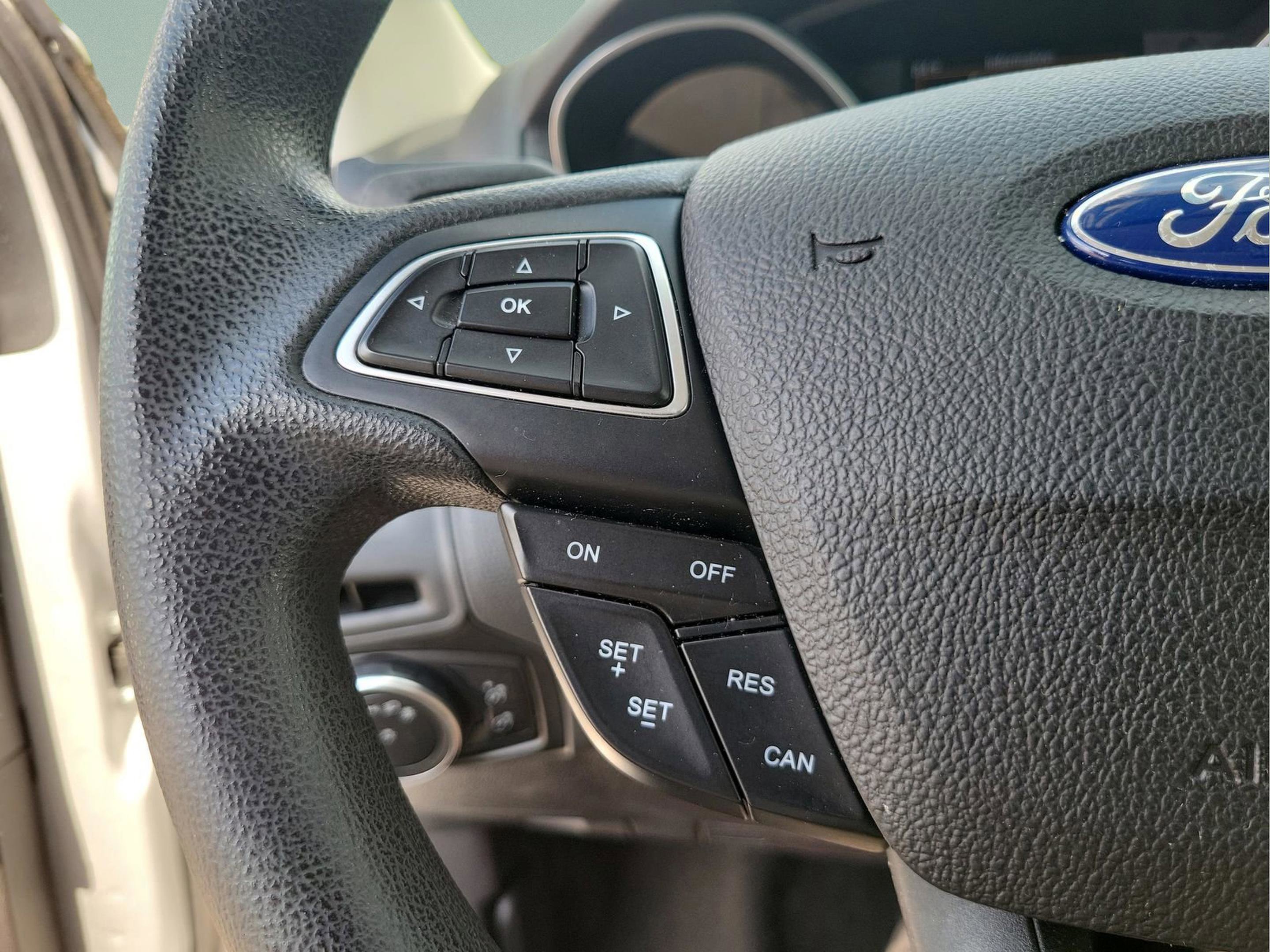 Used 2015 Ford Focus SE image 13