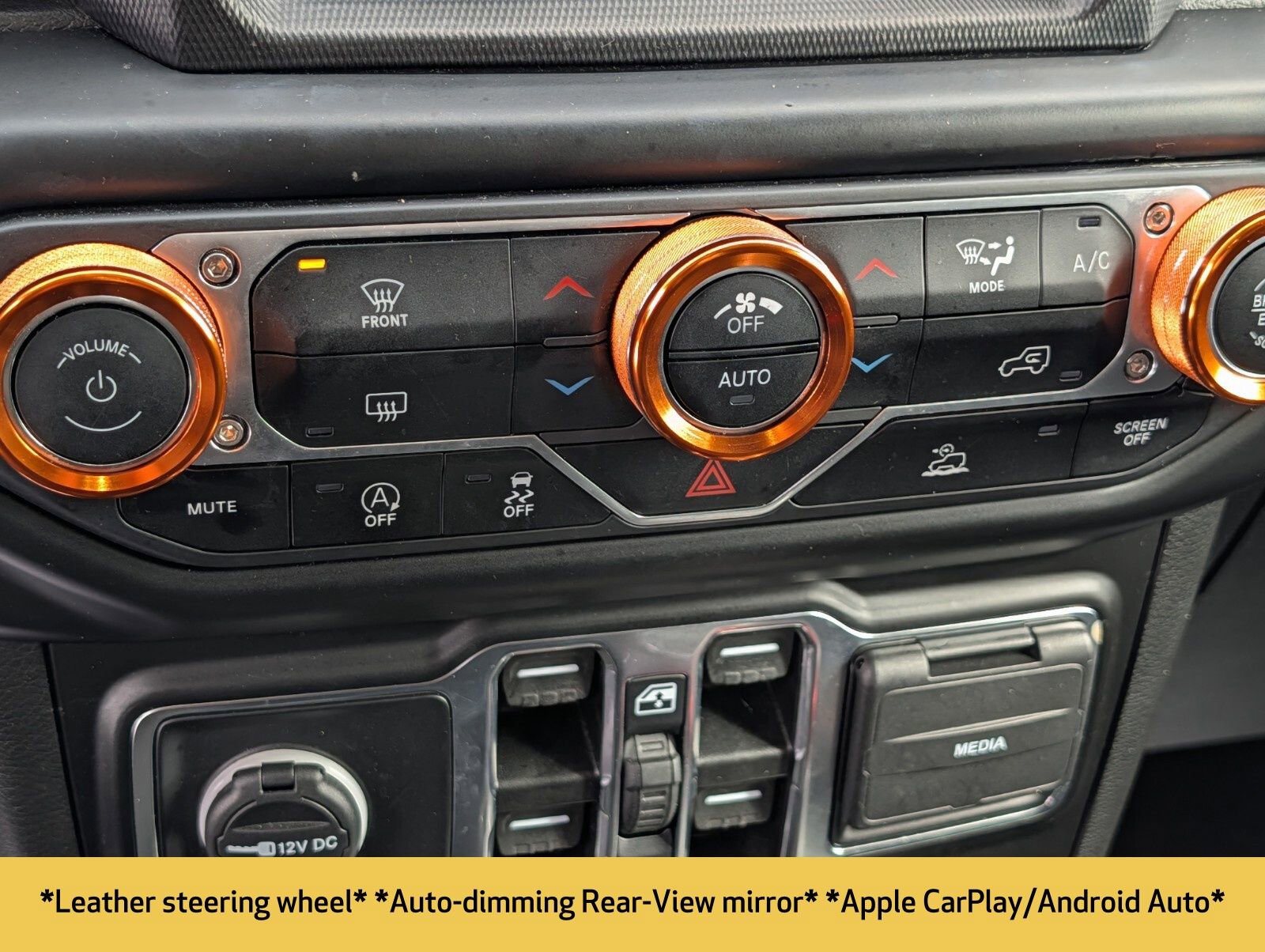 Used 2022 Jeep Gladiator Mojave AWD/4WD image 8