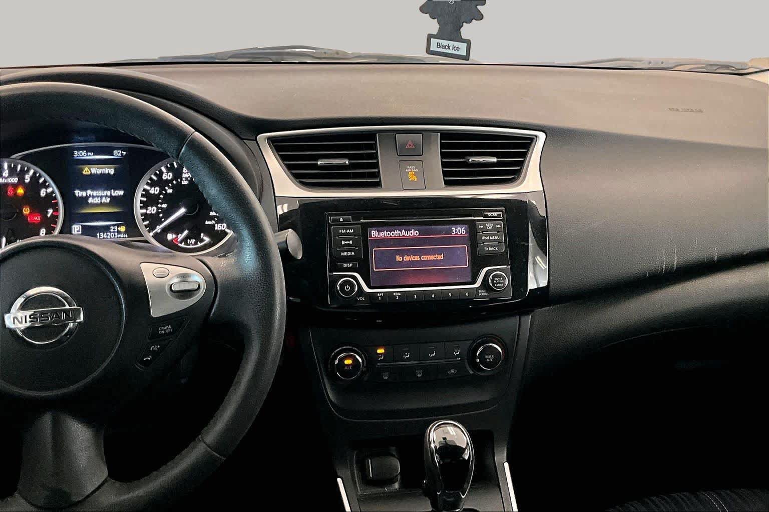 Used 2017 Nissan Sentra SV FWD image 6