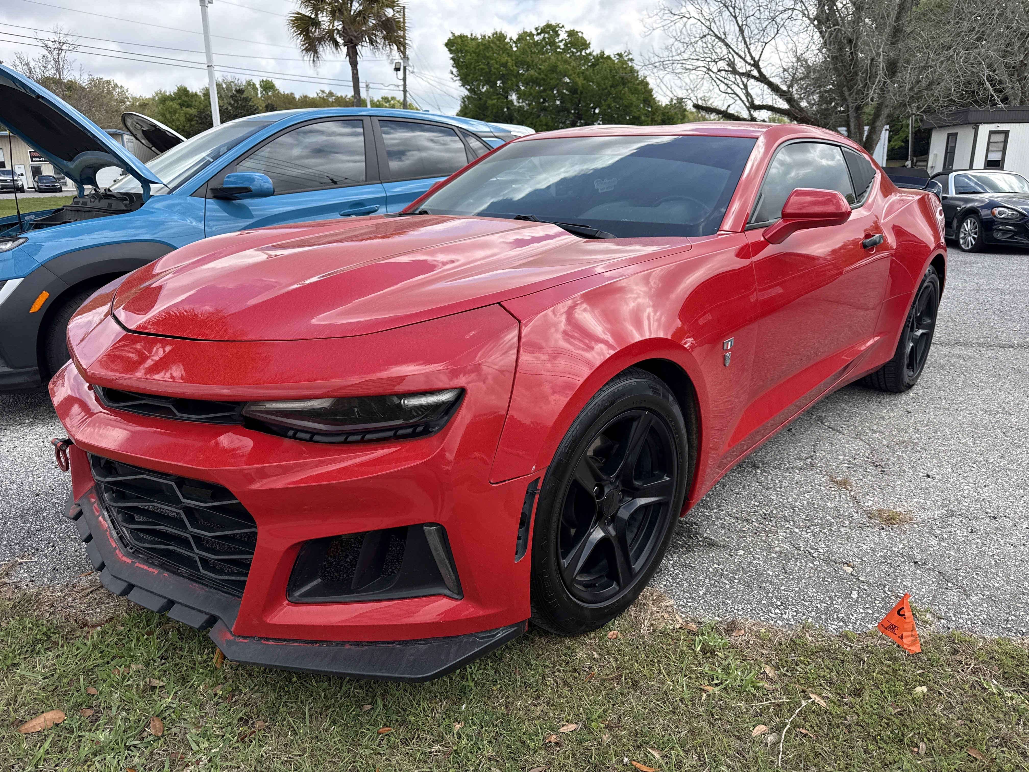 Used 2023 Chevrolet Camaro LT image 1